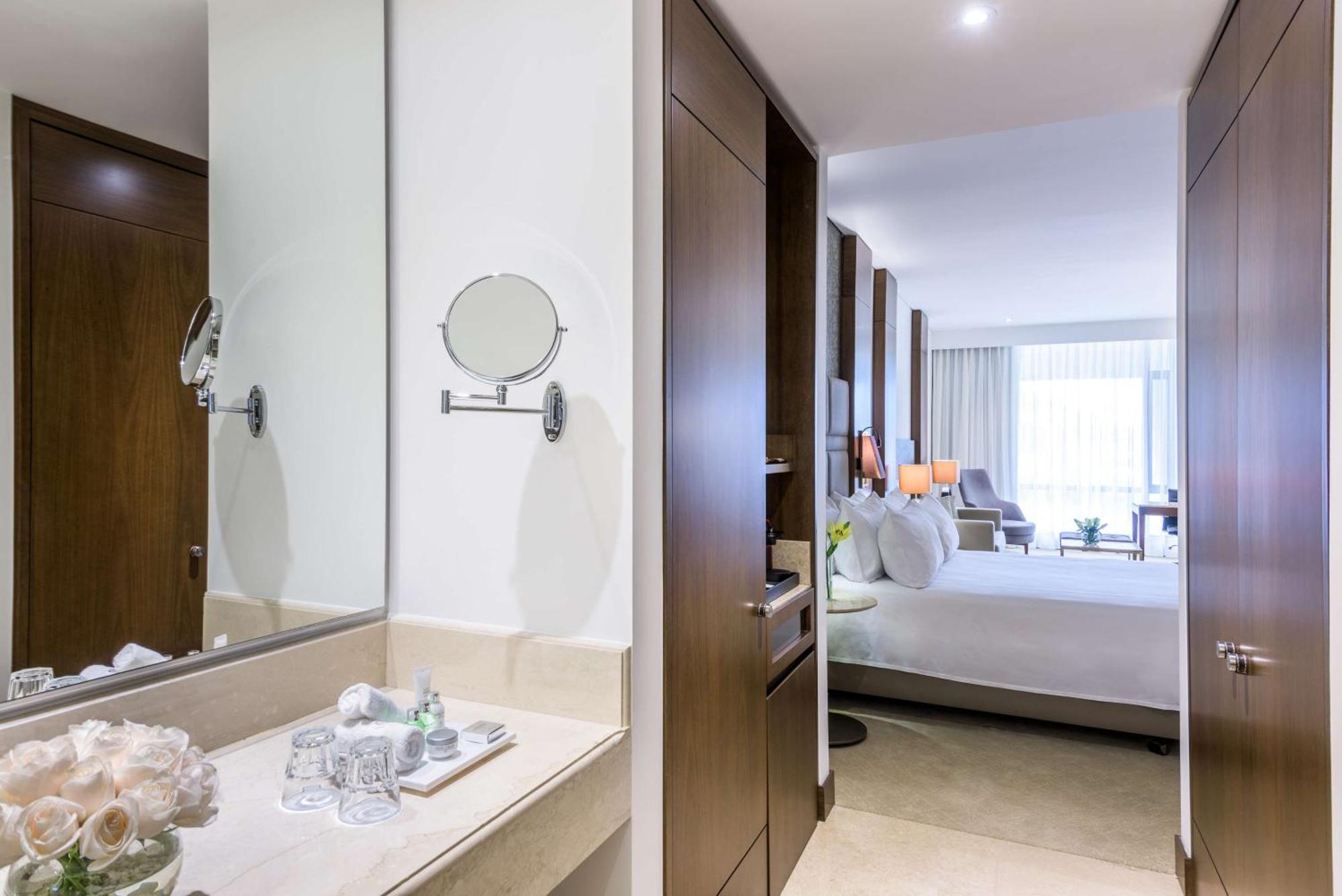 Hotel NH Collection Bogotá Royal Teleport Esterno foto